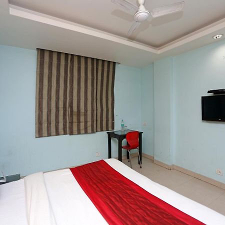 Oyo 6596 Hotel Flight Path New Delhi Eksteriør billede